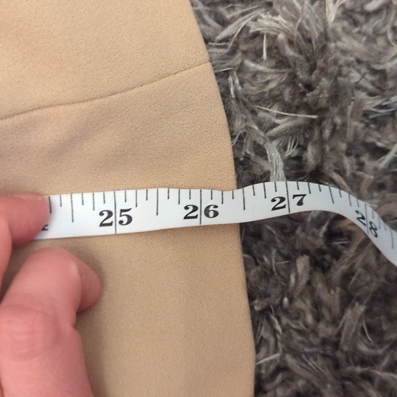 Dennis Basso luxe crepe belted blazer with button sleeve detail - Picture 9 of 10